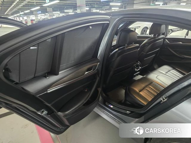 BMW 5 Series (G30) 2018 Серый из Кореи, фото 4