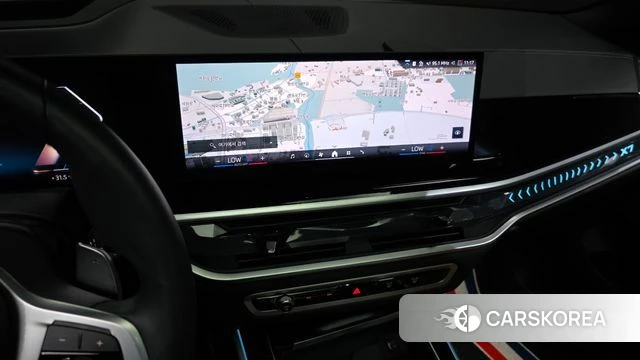 BMW X7 (G07) 2024 Цвет галактики из Кореи, фото 4
