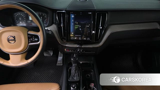 Volvo XC60 second Generation 2018 Черный из Кореи, фото 4