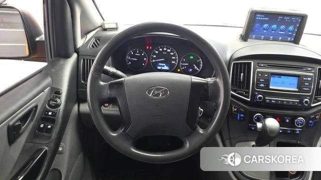 Hyundai The New Grand Starex 2018 Желтый из Кореи, фото 4