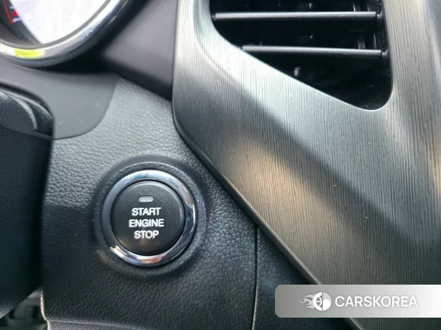 Ssangyong Tivoli Armor 2018 Белый из Кореи, фото 4
