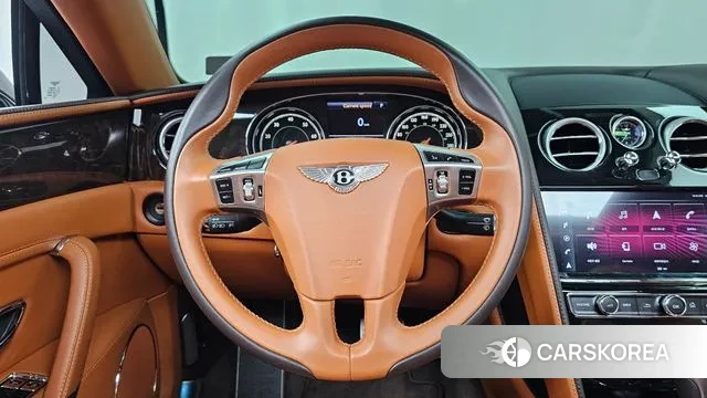 Bentley Flying Spur 2nd Generation 2018 Черный из Кореи, фото 4