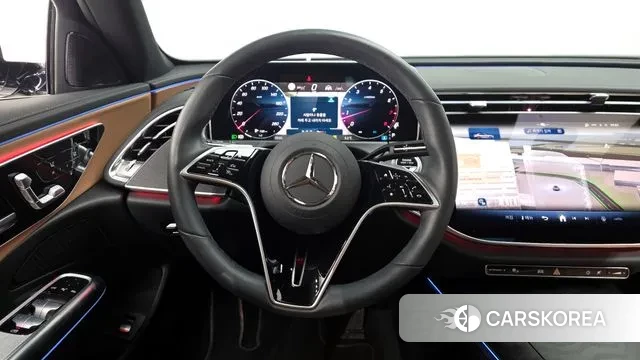 Mercedes-Benz E-Class W214 2025 Белый из Кореи, фото 4