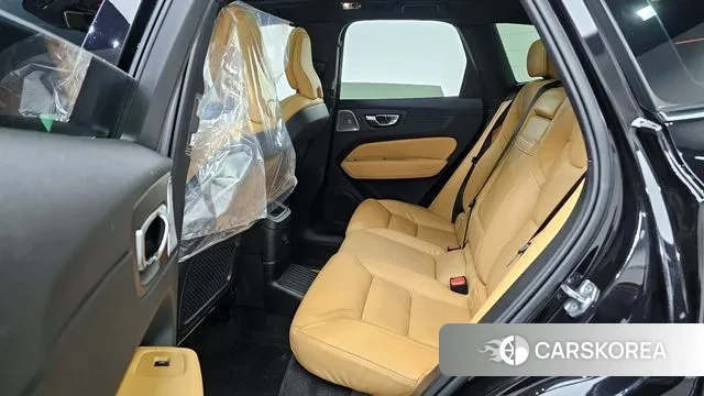 Volvo XC60 second Generation 2021 Черный из Кореи, фото 4