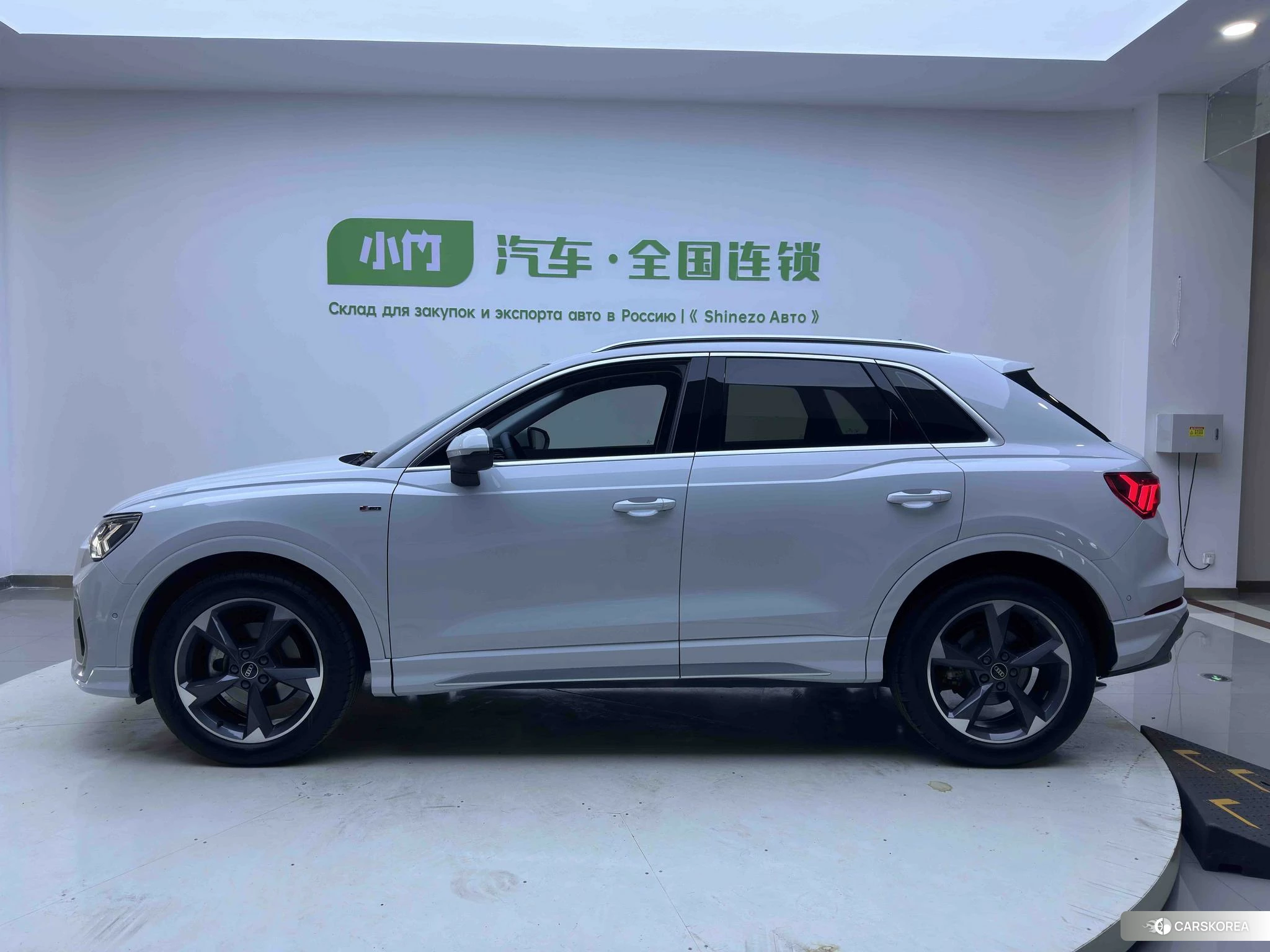 Audi Q3 2022 Белый из Китая, фото 4