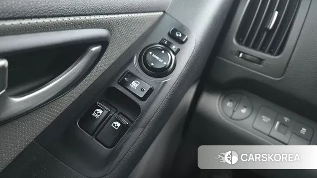 Hyundai The New Grand Starex 2020 Черный из Кореи, фото 4