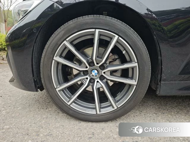 BMW 3 series 2021 Черный из Китая, фото 4