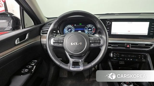 Kia K5 3rd generation 2023 Черный из Кореи, фото 4