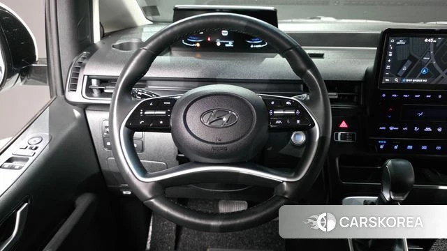 Hyundai Staria 2023 Белый из Кореи, фото 4
