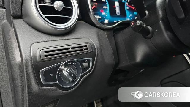 Mercedes-Benz GLC-Class X253 2021 Черный из Кореи, фото 4