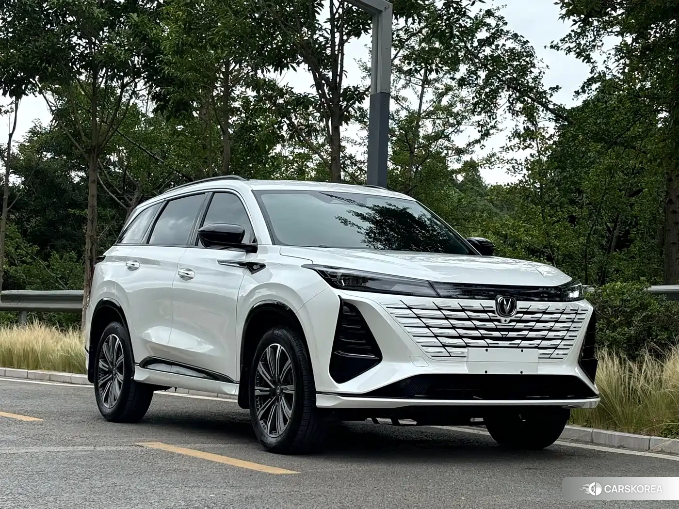 Chang'an Changan CS75PLUS 2025 Белый из Китая, фото 4