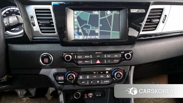 Kia Niro 2018 Черный из Кореи, фото 4