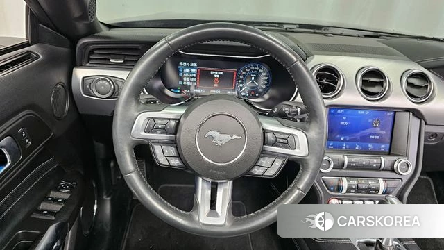 Ford Mustang 2023 Черный из Кореи, фото 4