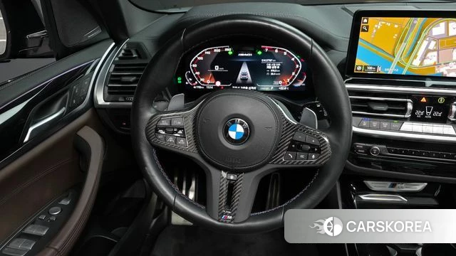 BMW X3 (G01) 2024 Светло-серебряный цвет из Кореи, фото 4