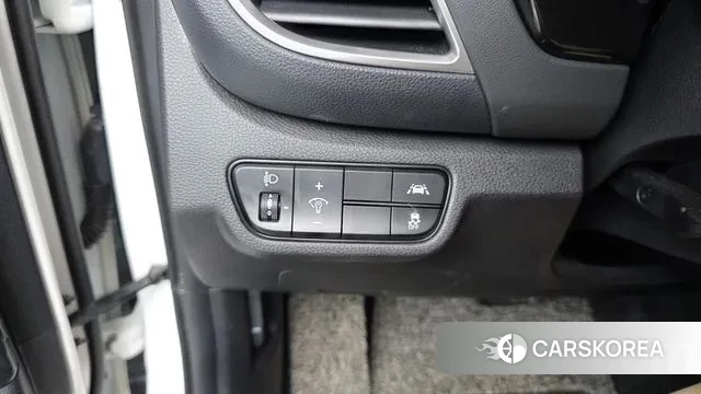 Kia Seltos 2022 Белый из Кореи, фото 4