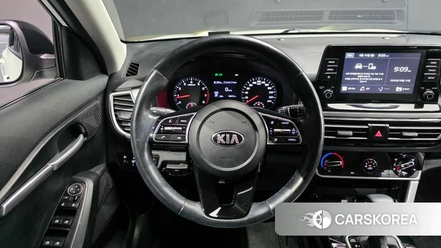 Kia Seltos 2020 Белый из Кореи, фото 4