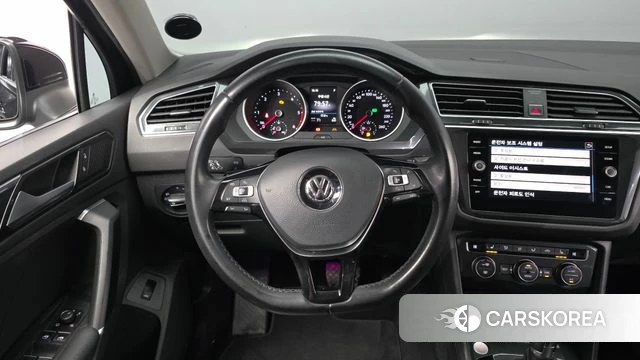 Volkswagen Tiguan second Generation 2018 Черный из Кореи, фото 4