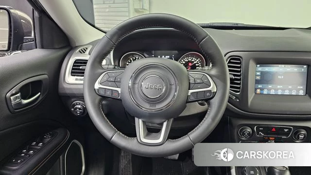 Jeep Compass 2nd Generation 2019 Серый из Кореи, фото 4
