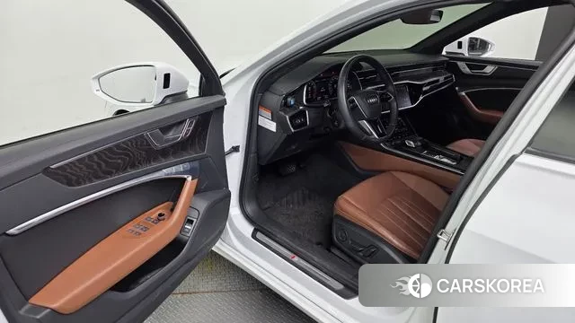 Audi A6 (C8) 2021 Белый из Кореи, фото 4