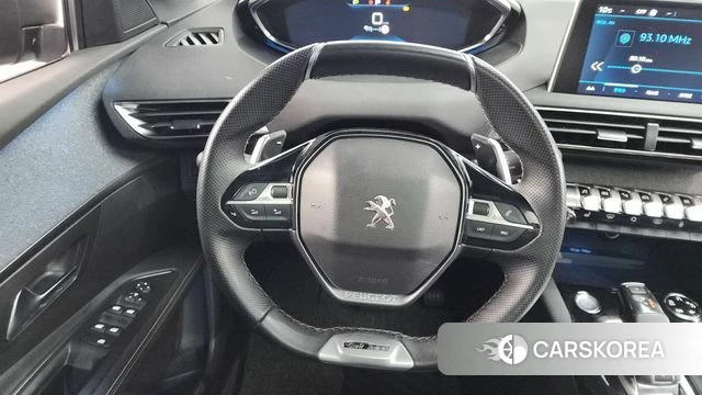 Peugeot 5008 second generation 2020 Черный из Кореи, фото 4