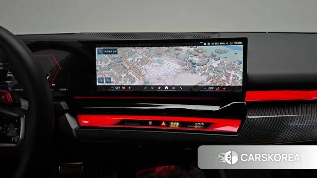 BMW M5 (G90) 2025 Белый из Кореи, фото 4