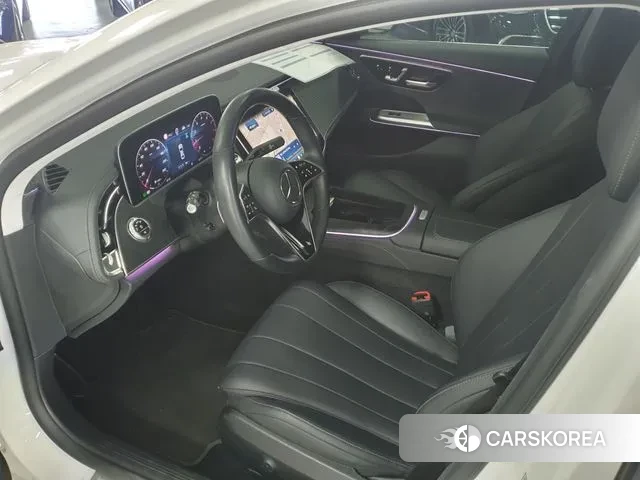 Mercedes-Benz E-Class W214 2024 Белый из Кореи, фото 4