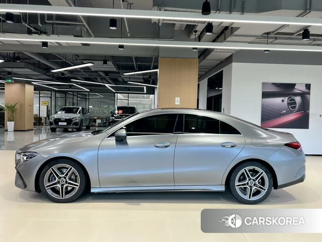 Mercedes-Benz CLA (import) 2024 Серебристо-серый из Китая, фото 4