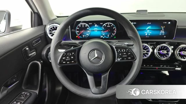 Mercedes-Benz A-Class W177 2020 Белый из Кореи, фото 4