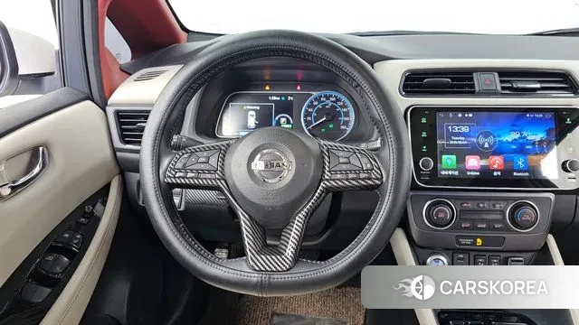 Nissan Leaf (ZE1) 2019 Белый из Кореи, фото 4