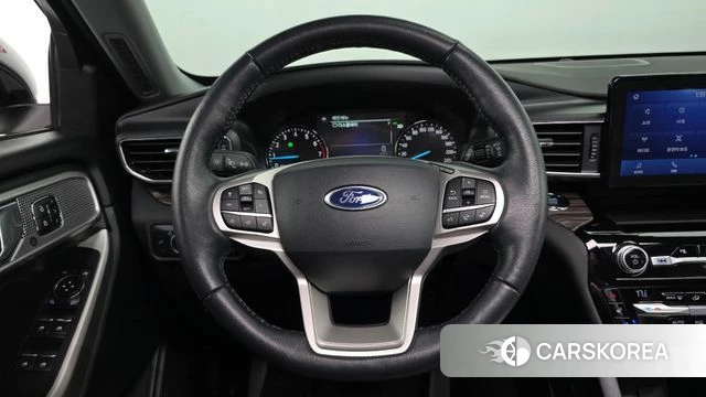 Ford Explorer 6th Generation 2021 Белый из Кореи, фото 4