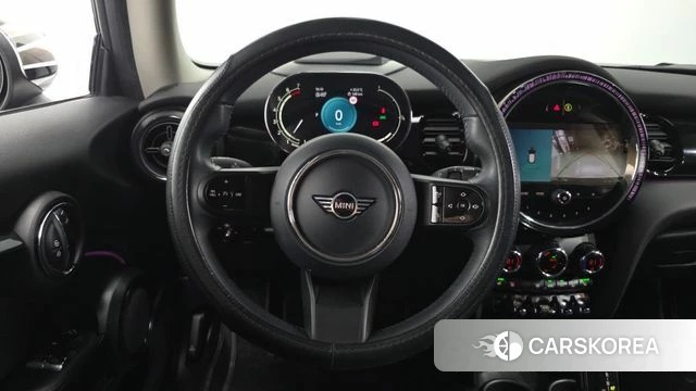 Mini Cooper 2022 Черный из Кореи, фото 4