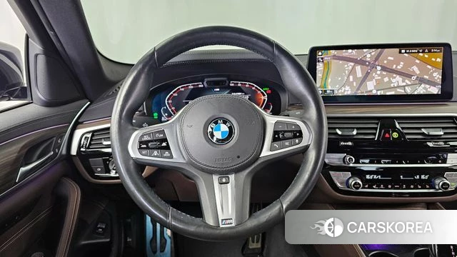 BMW 5 Series (G30) 2021 Черный из Кореи, фото 4