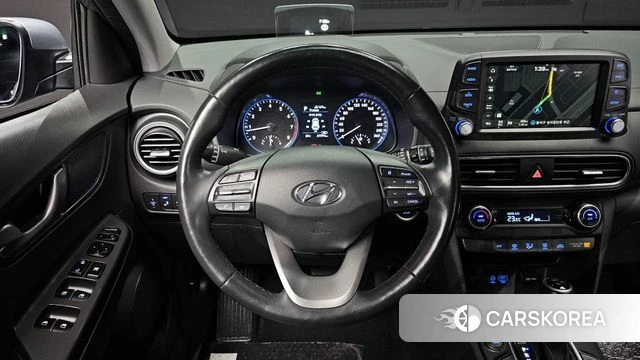 Hyundai Kona 2019 Светло-серебряный цвет из Кореи, фото 4