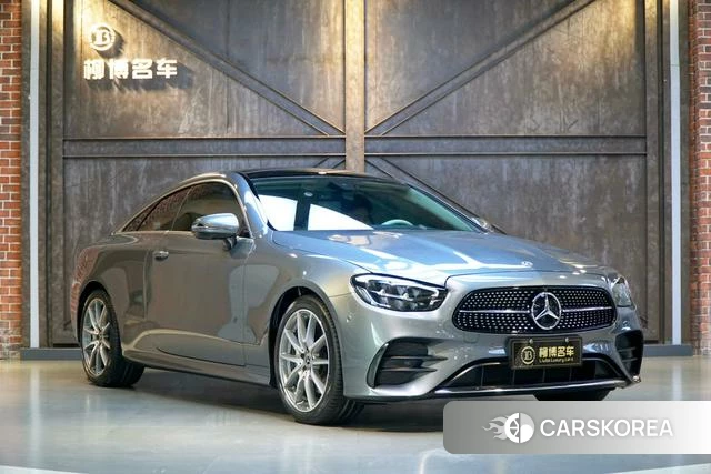 Mercedes-Benz E-class (imported) 2023 Серебристо-серый из Китая, фото 4