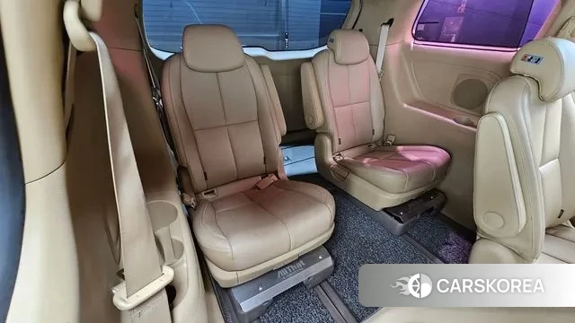 Kia The New Carnival 2018 Белый из Кореи, фото 4