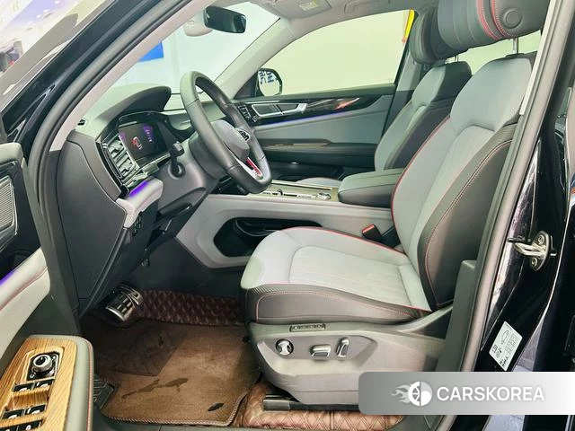 Volkswagen Tourang 2024 Черный из Китая, фото 4