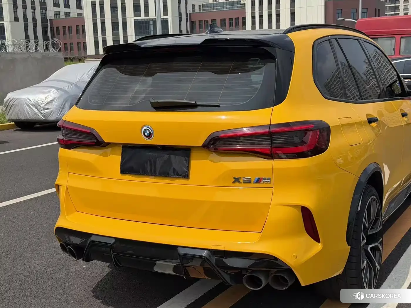BMW X5 M 2023 Yellow/orange из Китая, фото 4
