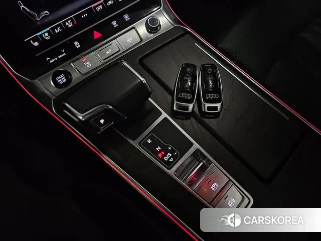 Audi A6 (C8) 2022 Белый из Кореи, фото 4