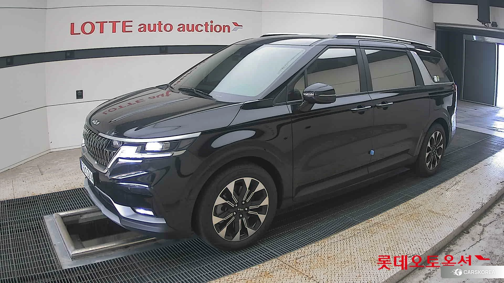 Kia Carnival 2023 Aurora Black Pearl из Кореи, фото 4