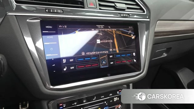 Volkswagen Tiguan Allspace 2024 Белый из Кореи, фото 4