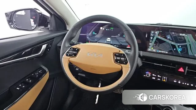 Kia EV6 2023 Белый из Кореи, фото 4