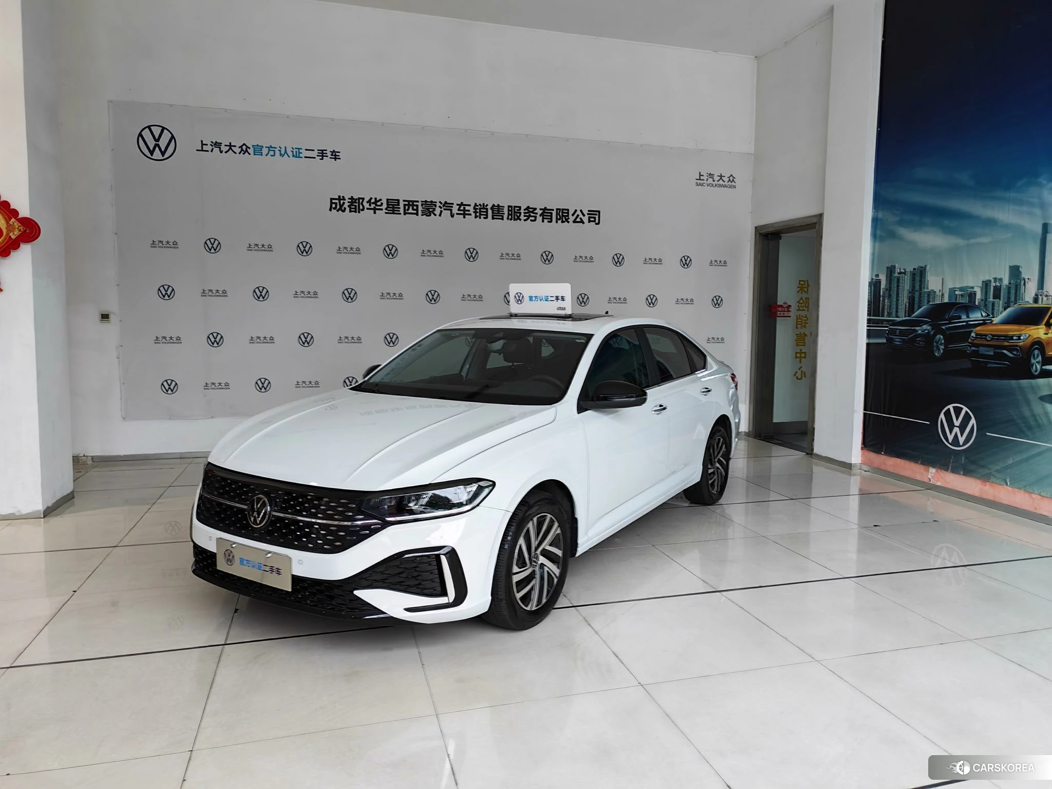 Volkswagen Lavida 2023 Белый из Китая, фото 4