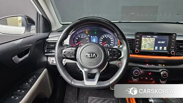 Kia Stonic 2018 Белый из Кореи, фото 4