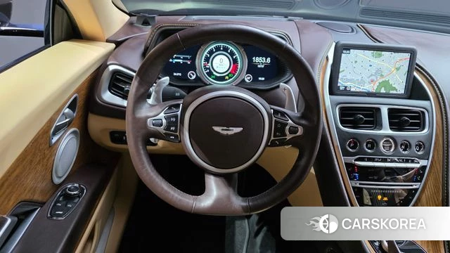 Aston Martin DB11 2020 Коричневый из Кореи, фото 4