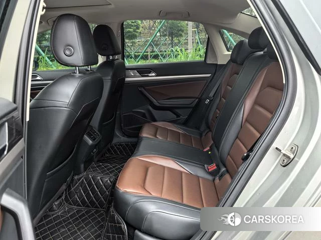 Volkswagen Lavida 2021 Серебристо-серый из Китая, фото 4