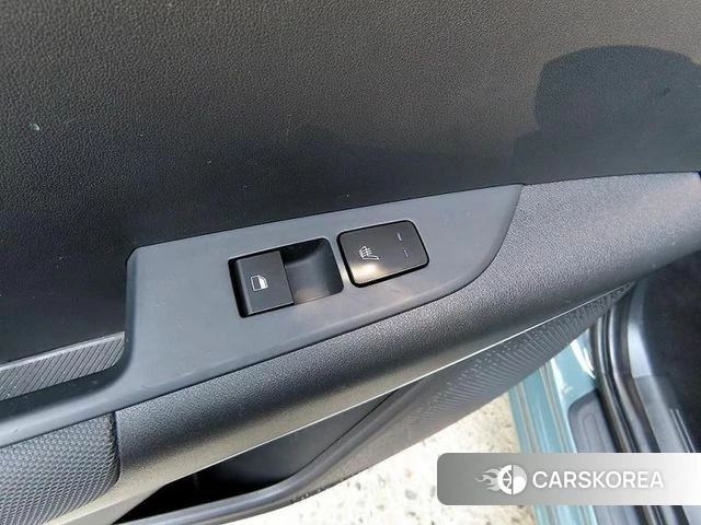 Kia Di Ol Nu Niro 2022 Темно-зеленый из Кореи, фото 4