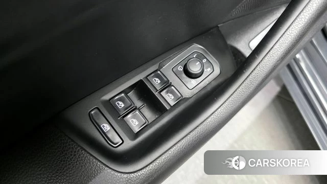 Volkswagen Arteon 2019 Серый из Кореи, фото 4