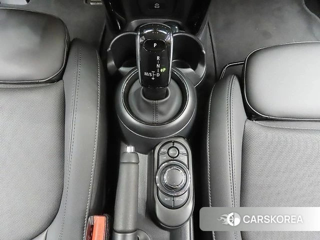 Mini Cooper 2024 Жемчужный двухцветный из Кореи, фото 4