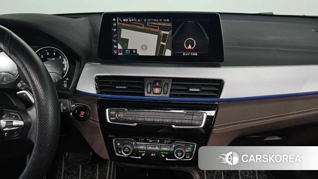 BMW X2 (F39) 2022 Серебристо-серый из Кореи, фото 4