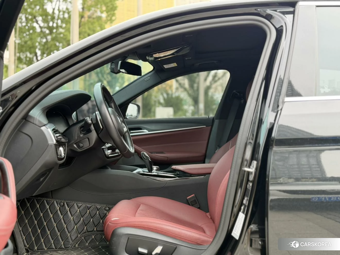 BMW 5 series 2023 Черный из Китая, фото 4